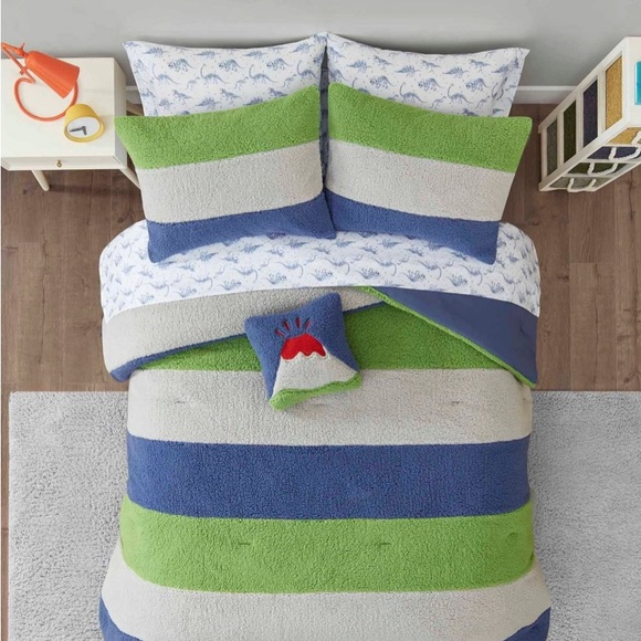 NWT - Taylor Color Collection Block comforter set from Urban Dreams - Picture 2 of 5